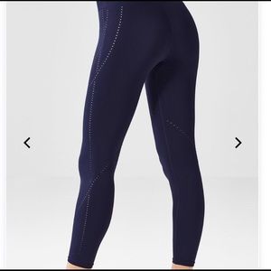 New Navy blue Fabletics leggings